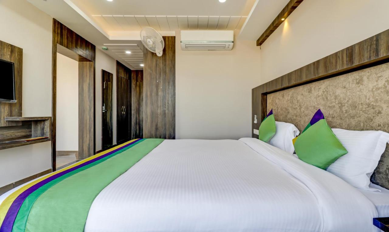 Hotel Bikalal, Биканер Экстерьер фото